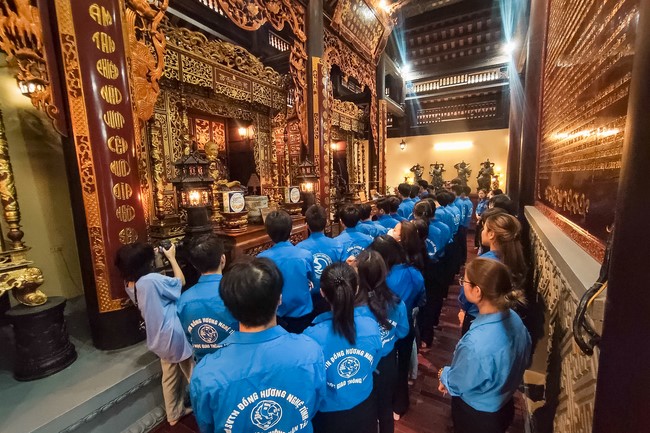 Chùa Hòa Phúc: Sinh viên trường đại học Giao Thông Vận Tải – Hà Nội về chùa sinh hoạt